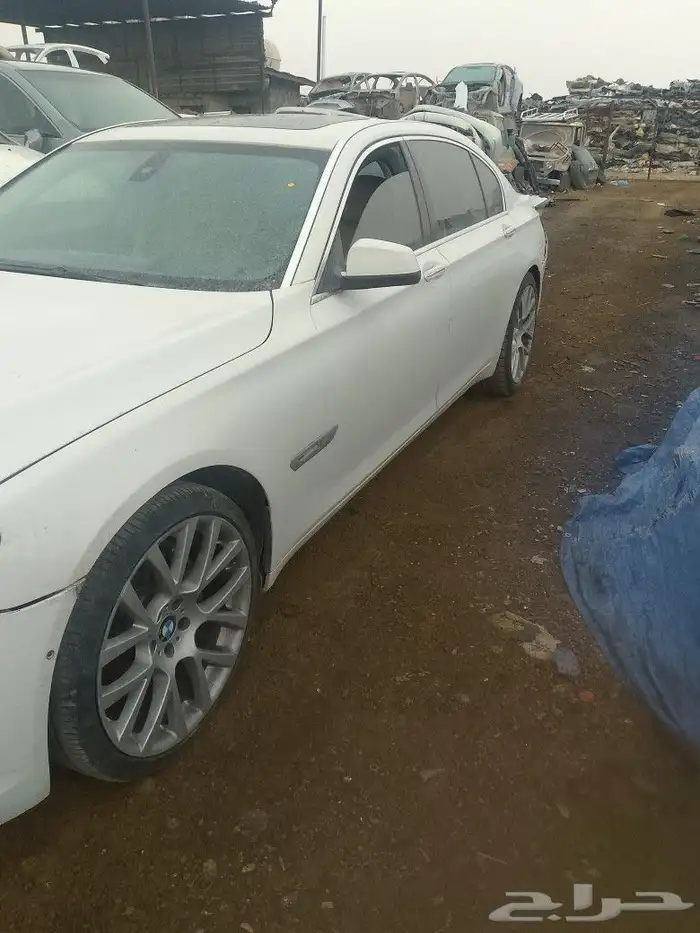 ب ام حجم 740مديل 2010تشليح قطع غيار 0