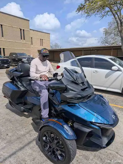 كانام سبايدر ارتي ليميتد can am spyder 2021 0