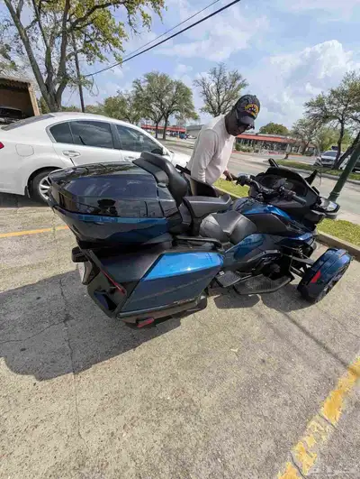 كانام سبايدر ارتي ليميتد can am spyder 2021 5