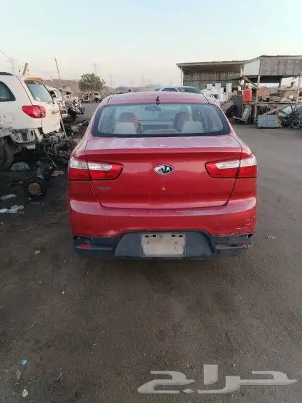 يوجد لدينا قطع غيار كيا ريو 0