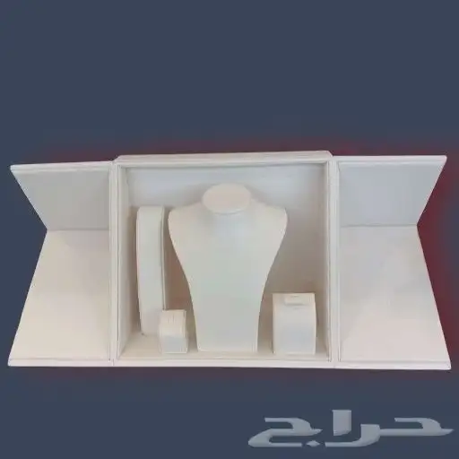 علب استندات 10