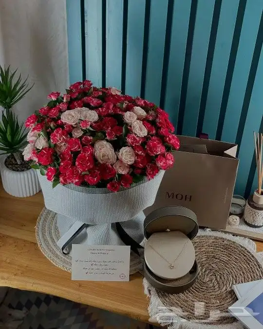 مندوب توصيل هدايا الرياض 3