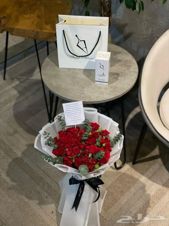 مندوب توصيل هدايا الرياض 5