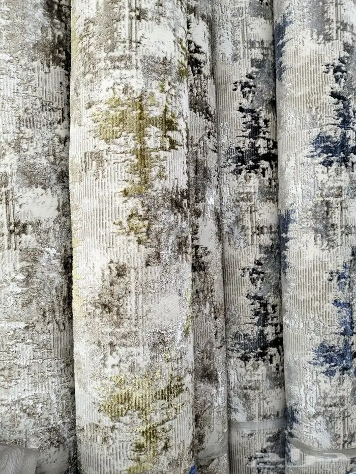 يوجد لدينا موكيت تركى وامارتى ووطني وجميع انواع الفنيل بلجيك 8