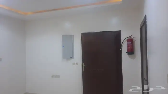 شقة عوائل نظيفة للايجار 3