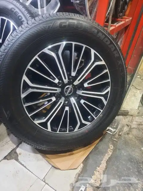 جنوط نيسان تيتانيوم السياره تنزل اصلي وكله شد بلد موديل 2025 0