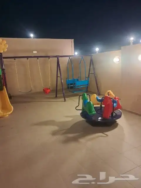 مراجيح زحاليق حلزونية وانبوبية وارضيات ونطاطات ترفيه 1