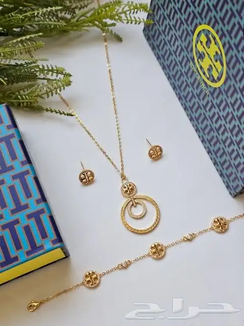هدايا العيد نص طقم مطلي ذهب عيار 21 بسعر 150 8