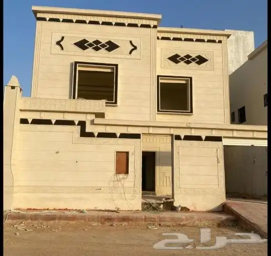 لياسه ملونه بديل الحجر تغنيك عن الاصباغ والمساحه الاسود على 6