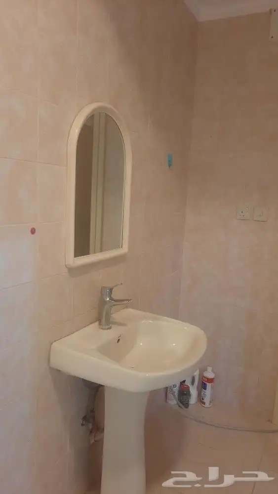 شقة عوائل نظيفة للايجار 8