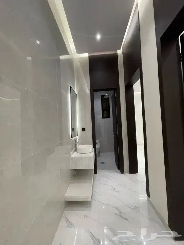 دور ارضي شرق الرياض حي الجنادريه 11