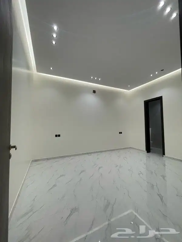دور ارضي شرق الرياض حي الجنادريه 10