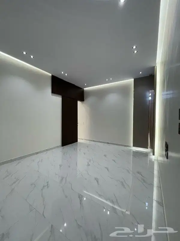 دور ارضي شرق الرياض حي الجنادريه 7