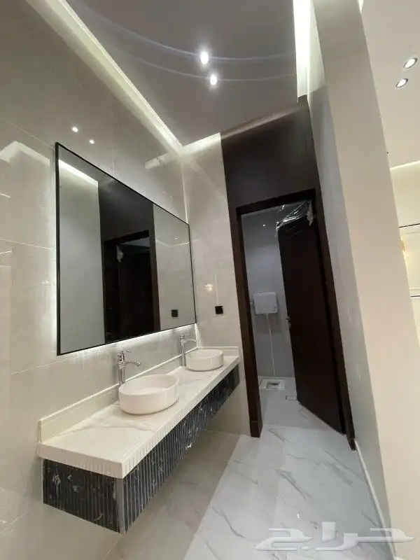 دور ارضي شرق الرياض حي الجنادريه 4