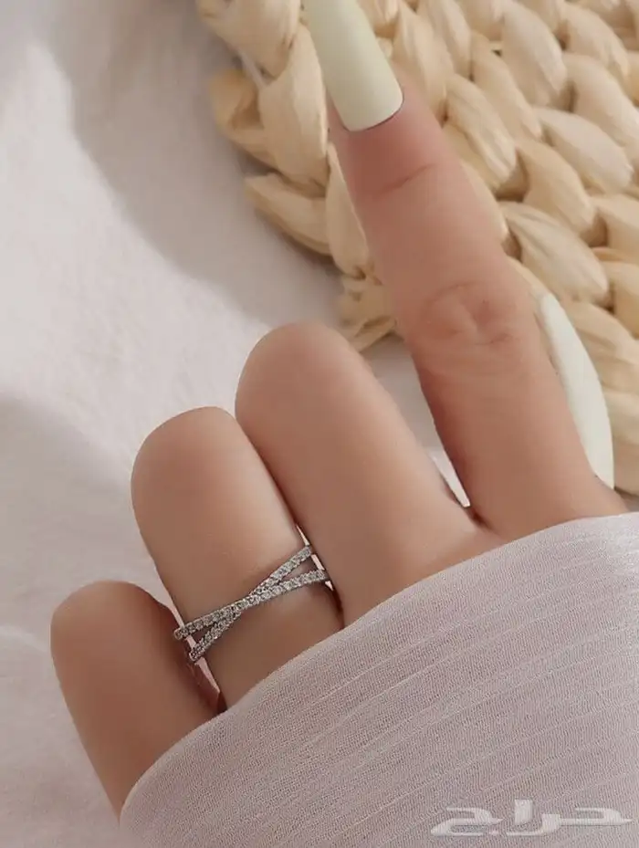 خاتم يخطف الأنظار مميز ويشع لمعان 10