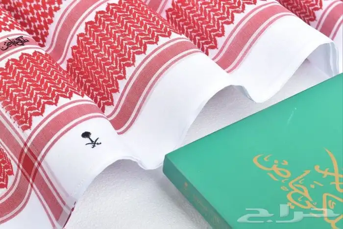 شماغ ملكي خاص فاتح وغامق السعر جملة فقط 2