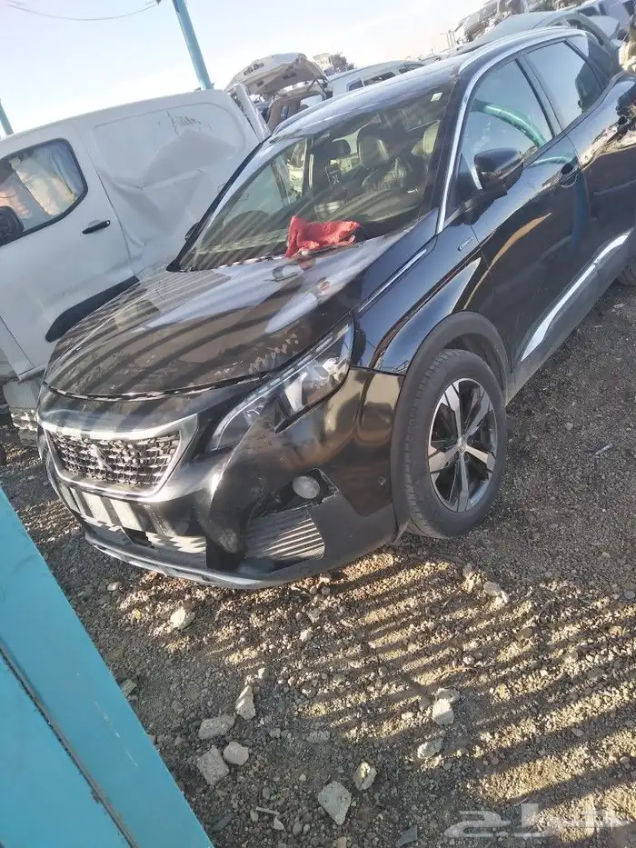 قطع غيار بيجو 3008شغال تشليح موديل2018 1