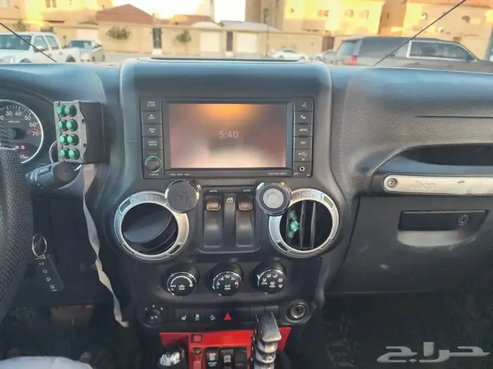 جيب رانجلر ريبكون 2016 معدل ( بحالة ممتازة ) 36