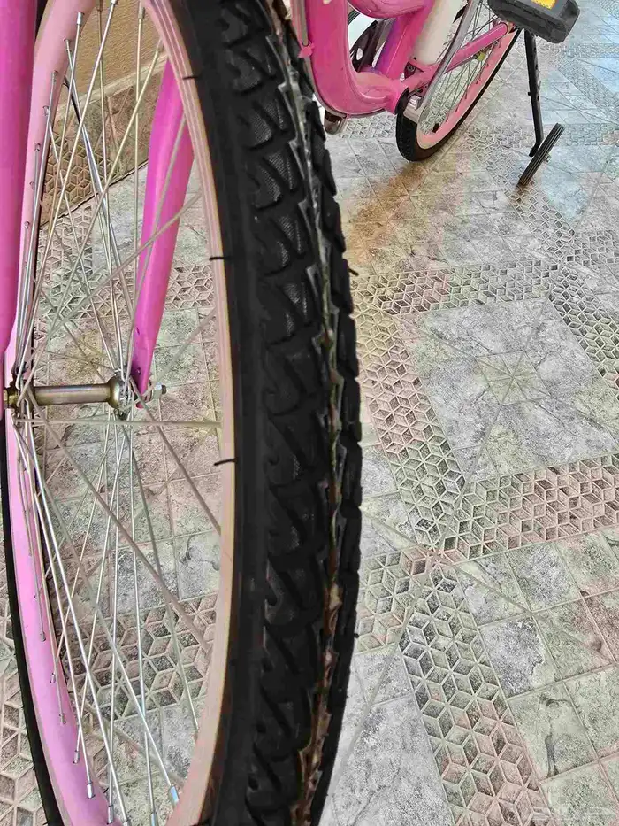 للبيع دراجة هوائية مقاس 26 بحالة ممتازة 2