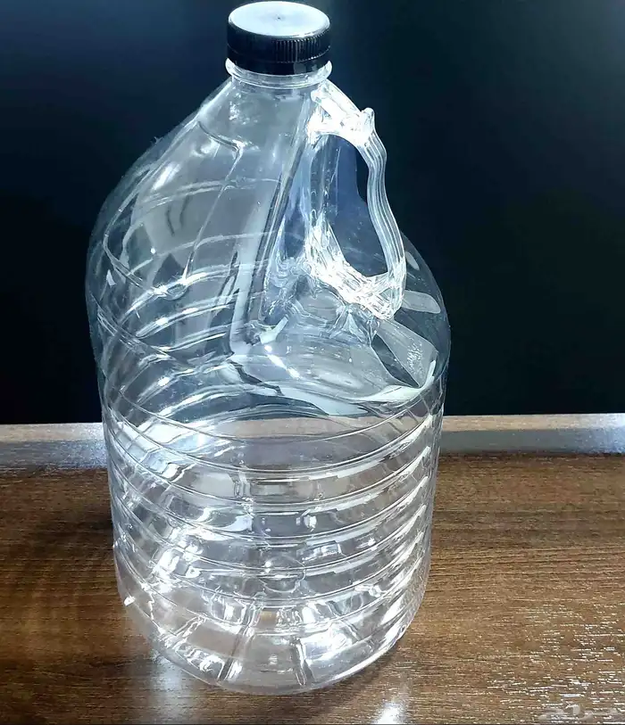 علب عصير جملة 1 و 1.5 و 2 و 5 لتر فقط 0