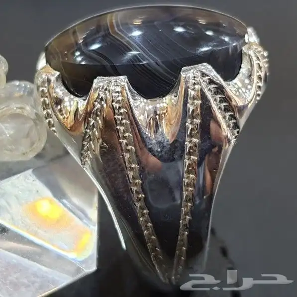 خاتم عقيق يماني مزعفر 1