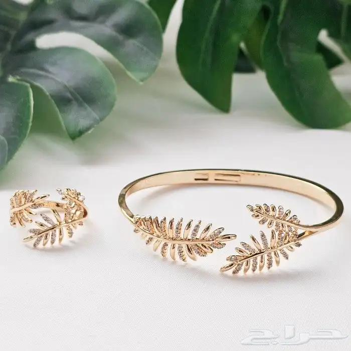 أطقم ماركات مطليه ذهب عيار 21 بسعر 150 7