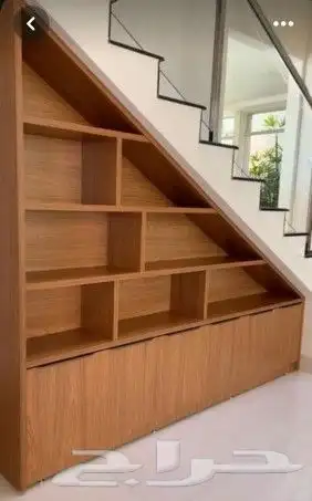 ديكوات شاشات  ديكورات ارفف ارفف تحت الدرج ديكورات مداخل 1