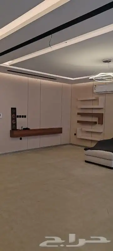 ديكوات شاشات  ديكورات ارفف ارفف تحت الدرج ديكورات مداخل 5