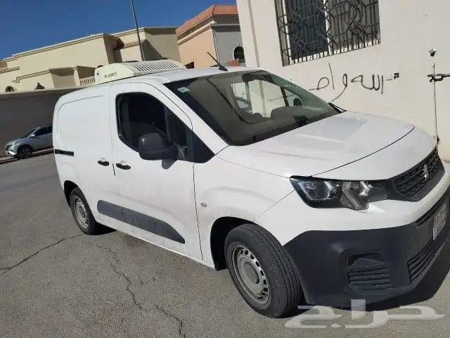 سيارة مبردة سيارة براد توصيل مبرد نقل مبرد 0
