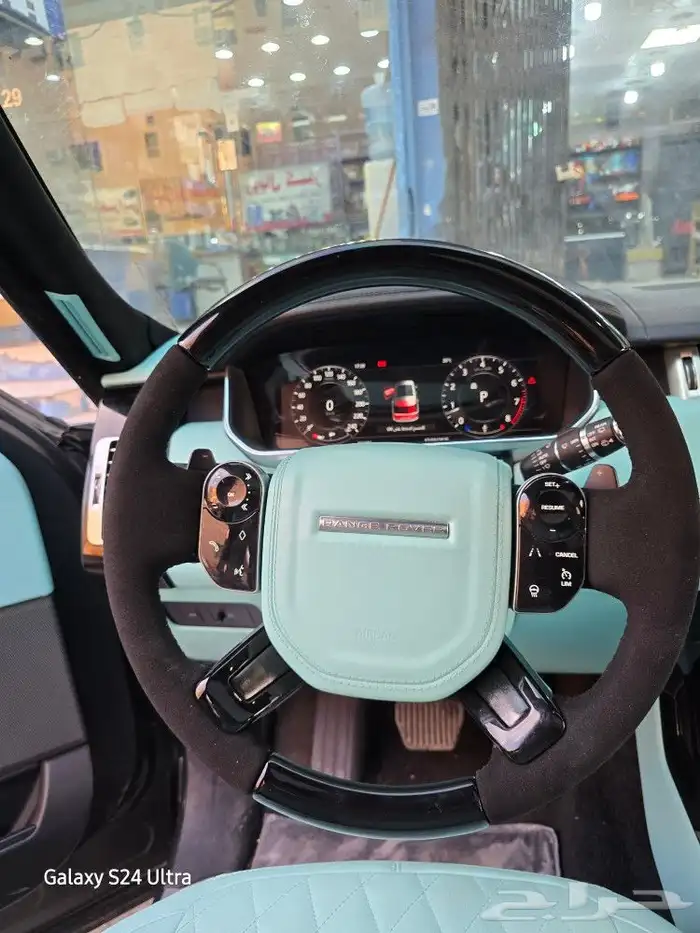 تغيير داخليه رانج روفر من بيج الى تيفاني او بيبي بلو 2