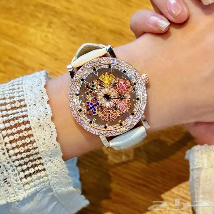 ساعة نسائية تريند دوارة بسعر مميز 4