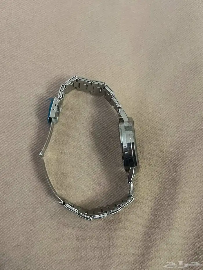 للبيع ساعة يد ستيل جديده 1