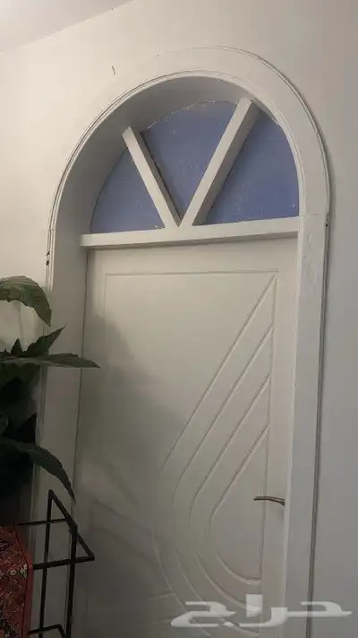 نجار ابواب وغرف نوم وديكوات خشب 0