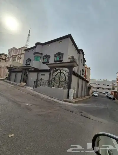 فيلا للبيع دور مع دوبلكس بالدور الثاني مع السطح 0