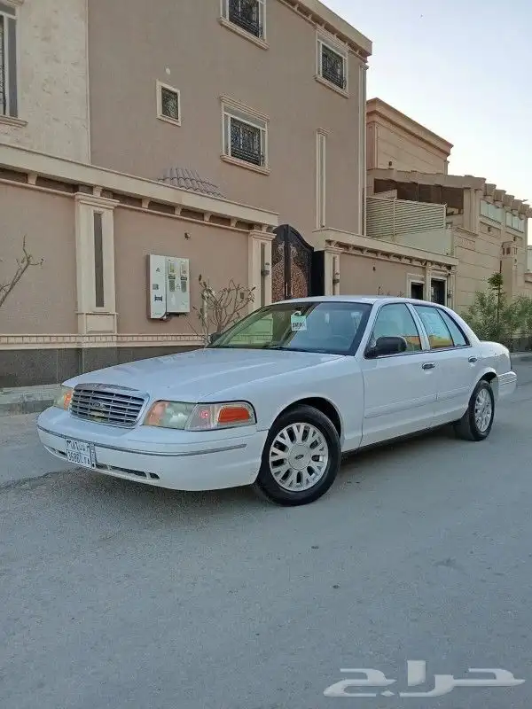 فورد بوليسي 2003 تم البيع تم البيع 0