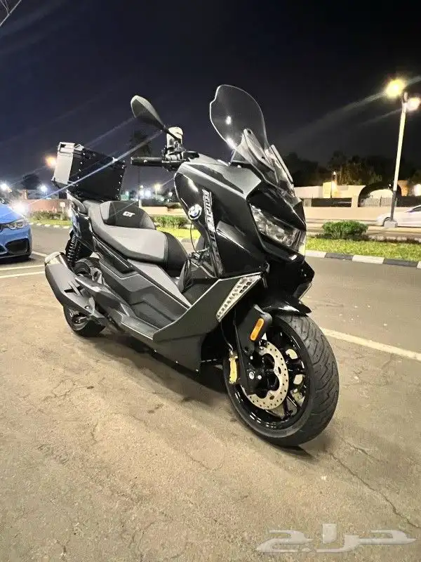 دباب BMW سكوتر C400GT 4