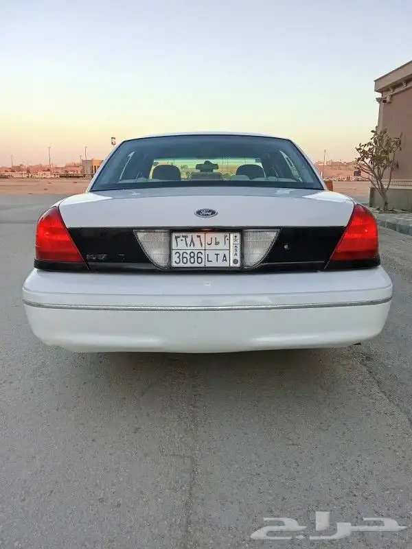 فورد بوليسي 2003 تم البيع تم البيع 12