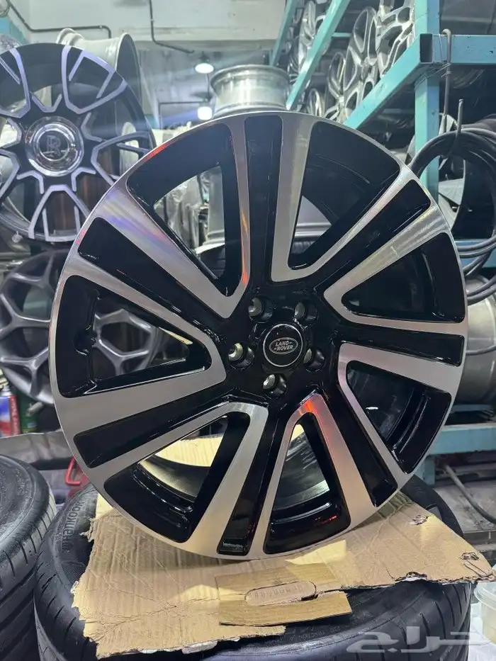 جنوط رنج روفر مقاس..22.. موديل 2023اصلي وكالة 1