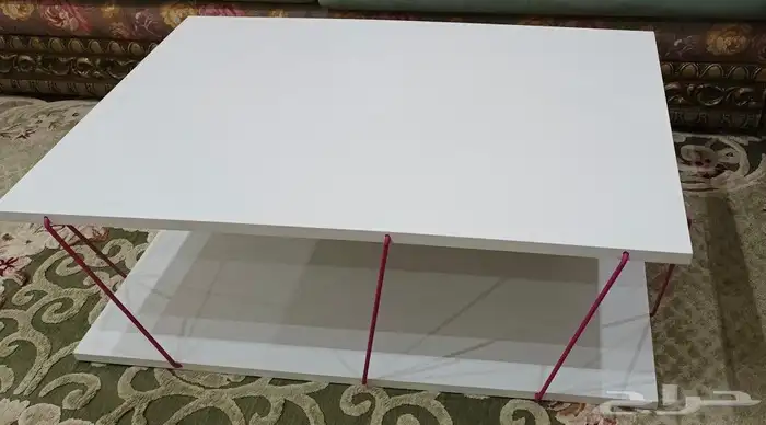 طاولة مجلس كنب مستخدمة ونظيفة للبيع 0