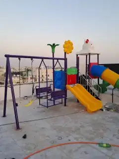 نطاطات ترامبولين وزحاليق ومراجيح والعاب نفخ مائية 21