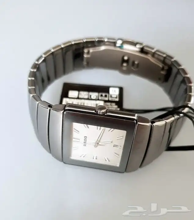 ساعة رادو الاصلية نوع سنترا سراميك مضيئة بالظلام 3