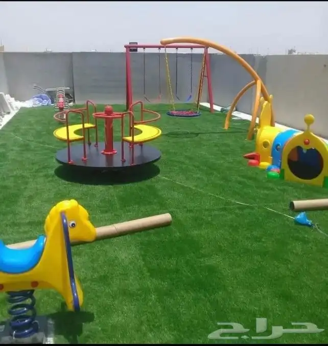 نطاطات ترامبولين وزحاليق ومراجيح والعاب نفخ مائية 0