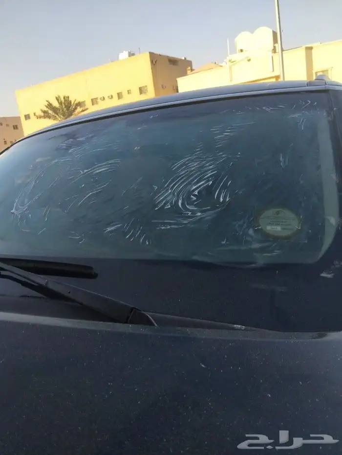 تلميع الجزاز الامامي لسيارات اذا فيه بويا أو مخوش خفيفه 1