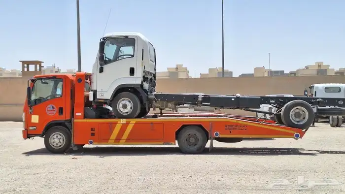 سطحه لجميع المشاوير في الرياض وخارج الرياض 1