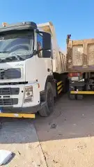 شيولات قلابات بوكلينات بوبكاتات جميع انواع المعدات للايجار 9