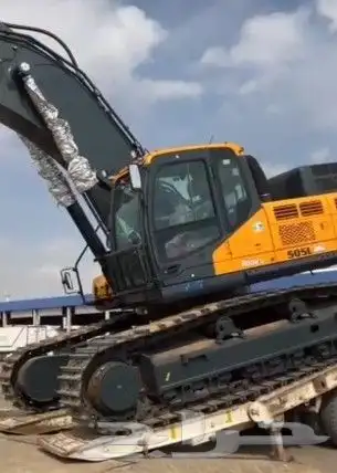 بكلين لبناء الثمايل الحجر وقص الاراضي وتسوية المزارع 0