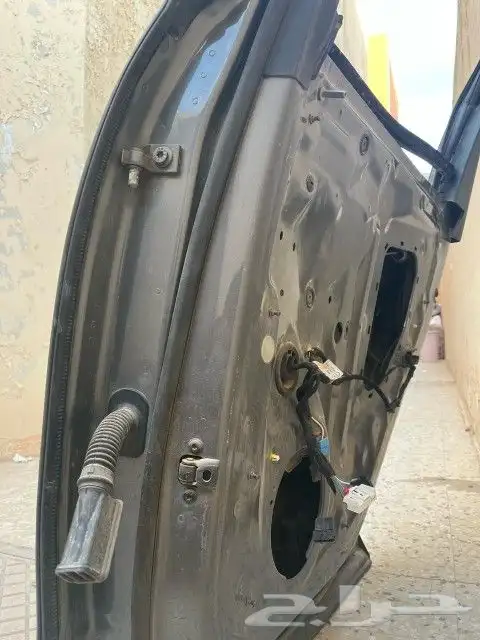 باب اودي Q7 3