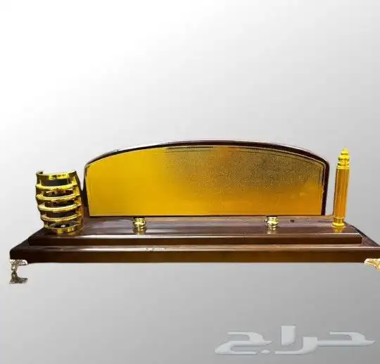 طباعة وتفصيل بكسات جلدوهدايا من الجلد واعلام وبكسات حلاوعود 32