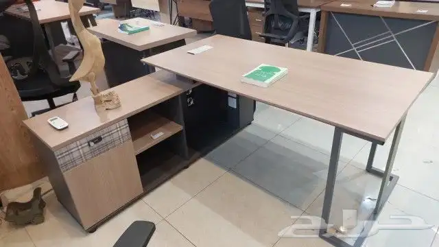 مودرن مكاتب اداري و مكتب طقم فخم متوفر 26