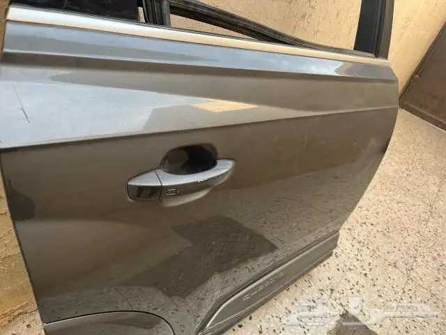 باب اودي Q7 2